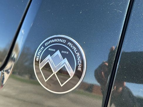 Used 2013 Chevrolet Avalanche LS image 11