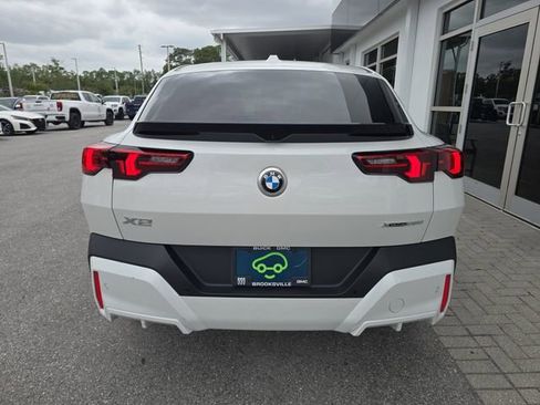 Used 2026 BMW X2 xDrive28i AWD/4WD image 7