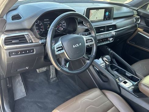 Used 2022 Kia Telluride SX w/ SX Prestige Package image 23