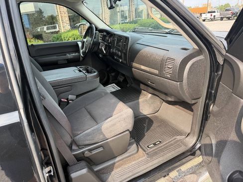 Used 2009 GMC Sierra 2500 SLE w/ Convenience Package AWD/4WD image 23