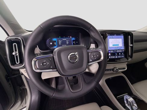 Certified 2023 Volvo XC40 B5 Plus w/ Driver Assist Package image 12