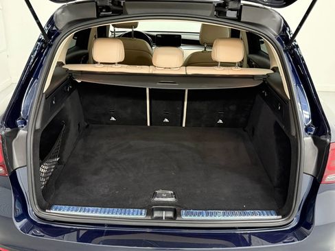 Used 2020 Mercedes-Benz GLC 300 image 43