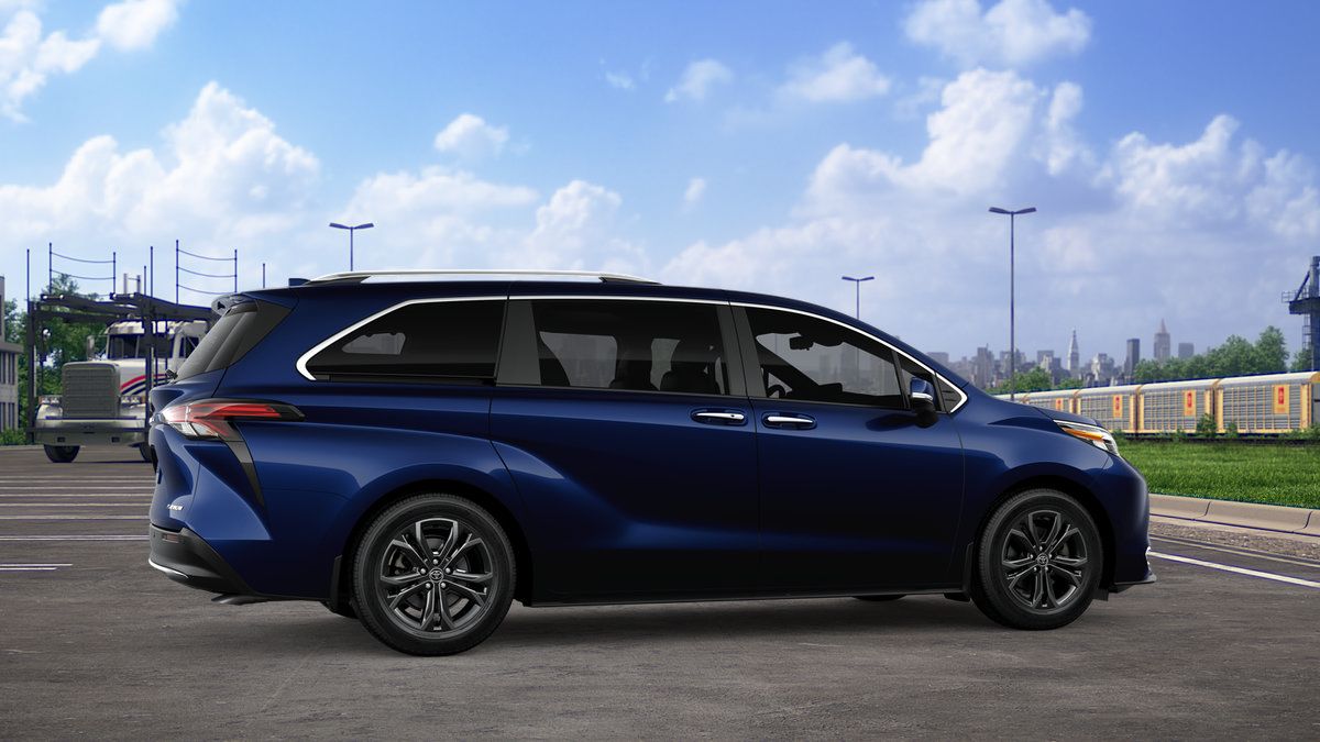 New 2026 Toyota Sienna Platinum AWD/4WD image 11