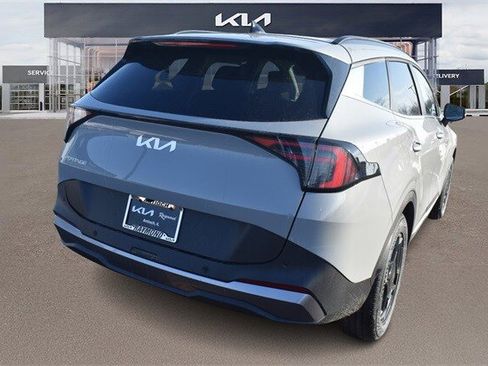 New 2026 Kia Sportage EX image 4