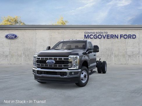New 2026 Ford F350 4x4 Regular Cab DRW Super Duty image 3
