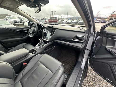 Used 2024 Subaru Outback Limited image 8