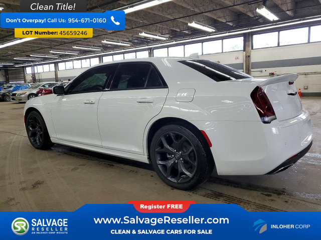 Used 2023 Chrysler 300 S w/ Comfort Group RWD image 3