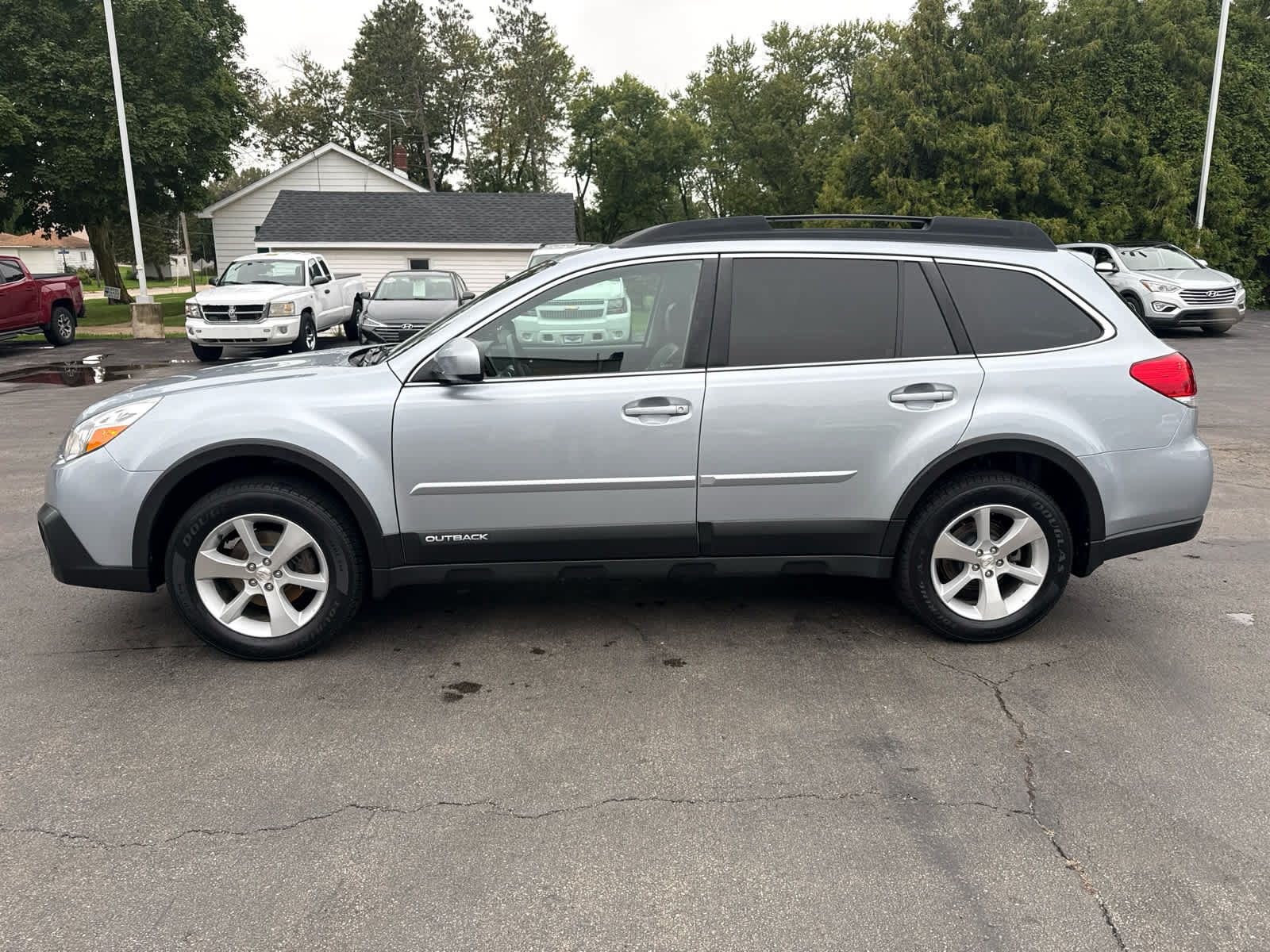 Used 2014 Subaru Outback 2.5i Limited AWD/4WD image 6
