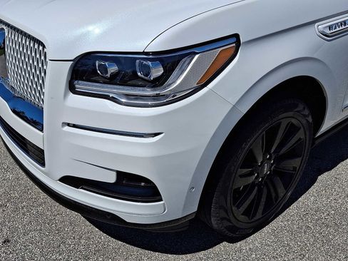 Used 2024 Lincoln Navigator L Reserve AWD/4WD image 11