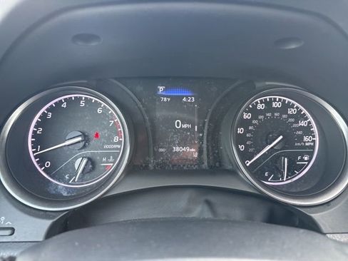 Used 2024 Toyota Camry SE image 9