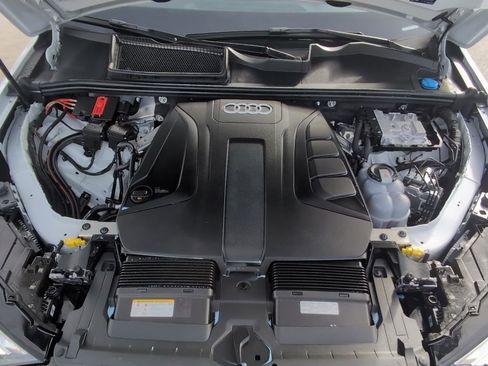 Used 2025 Audi Q7 2.0T Premium Plus image 35