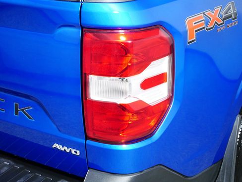 Used 2022 Ford Maverick XLT w/ Equipment Group 300A Standard image 17