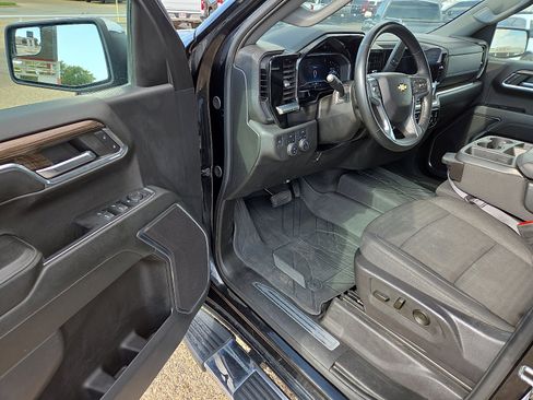 Used 2024 Chevrolet Silverado 1500 LT w/ Protection Package image 12