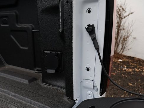 New 2026 GMC Sierra 2500 SLE image 19