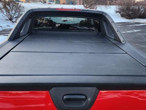 Used 2003 Chevrolet Avalanche 4x4 w/ Suspension Package, Off-Road image 13