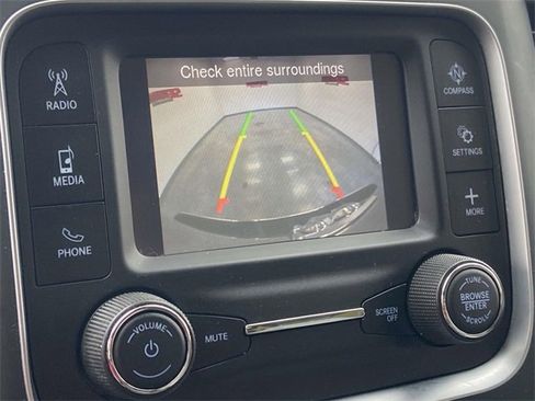 Used 2022 RAM 1500 Classic SLT image 28