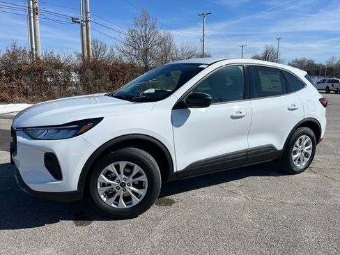 New 2026 Ford Escape Active image 2