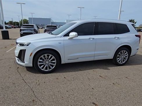 Certified 2024 Cadillac XT6 Premium Luxury w/ Technology Package image 4