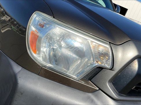 Used 2012 Toyota Tacoma 2WD Regular Cab image 26