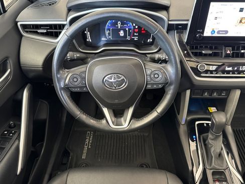 Certified 2023 Toyota Corolla Cross XLE w/ Convenience Package FWD image 13