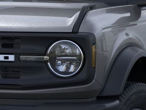 New 2026 Ford Bronco 4-Door AWD/4WD image 20