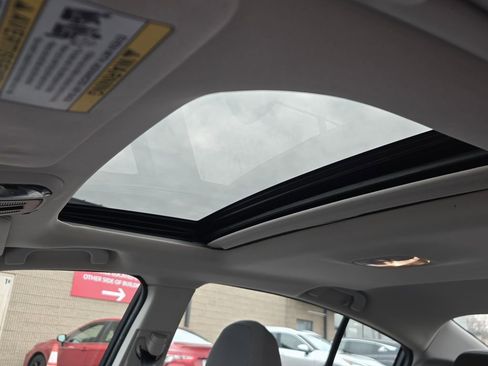 Used 2021 Subaru Legacy Premium image 15