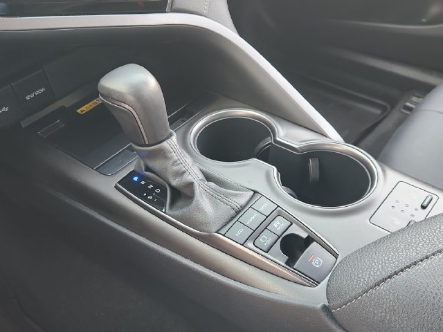 Used 2023 Toyota Camry XSE w/ Navigation Package FWD image 16