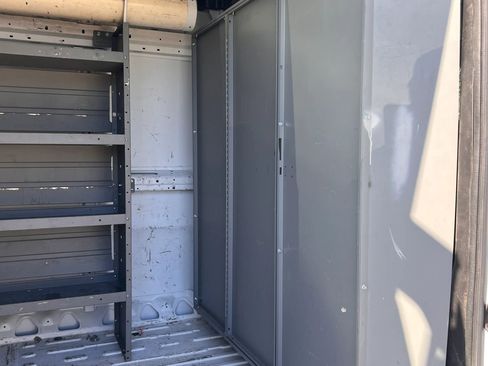 Used 2024 RAM ProMaster 2500 w/ Convenience Group FWD image 17