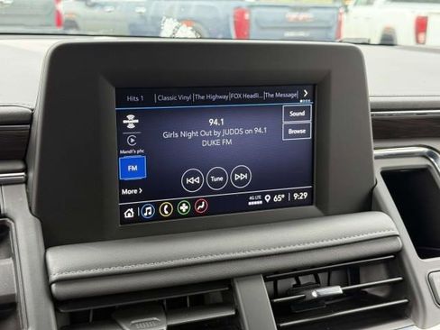 Used 2023 Chevrolet Suburban LS image 8