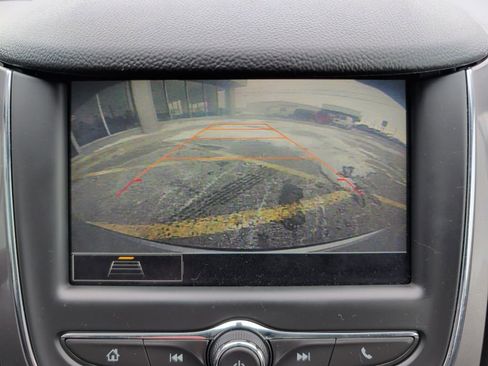 Used 2019 Chevrolet Cruze LT image 14