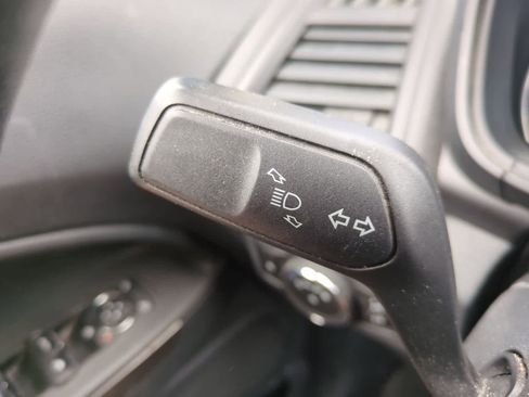 Used 2019 Ford EcoSport SE w/ SE Convenience Package image 28