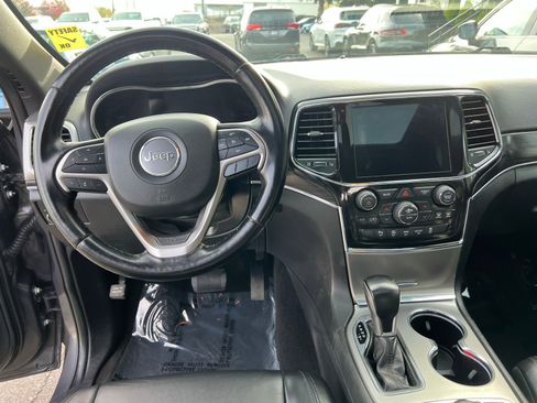 Used 2021 Jeep Grand Cherokee Limited w/ Trailer Tow Group IV image 19