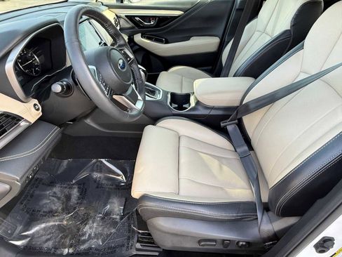 Certified 2025 Subaru Outback Limited AWD/4WD image 16