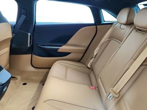 Used 2023 Lucid Air Touring image 28