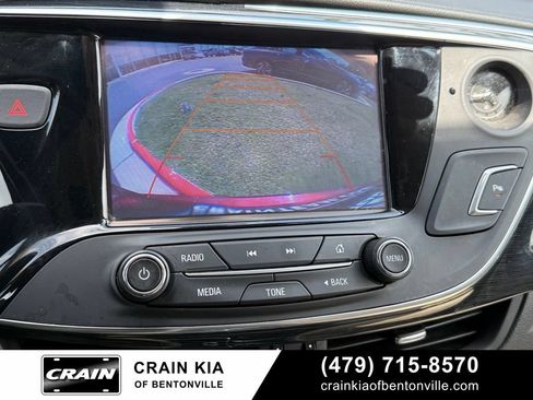 Used 2017 Buick Envision Essence FWD image 16