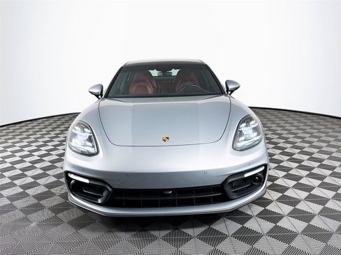 Used 2022 Porsche Panamera 4 Platinum Edition AWD/4WD image 2