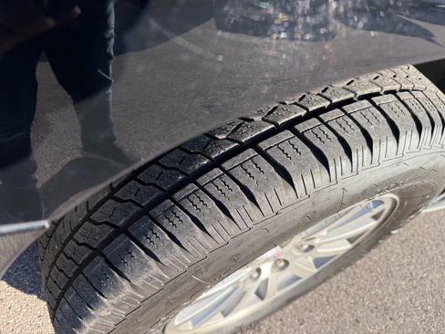 Used 2012 GMC Yukon 4WD Hybrid image 37