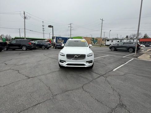 Used 2020 Volvo XC90 T6 Inscription image 4