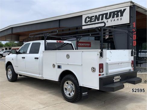 Used 2022 RAM 2500 Tradesman w/ Chrome Appearance Group AWD/4WD image 6