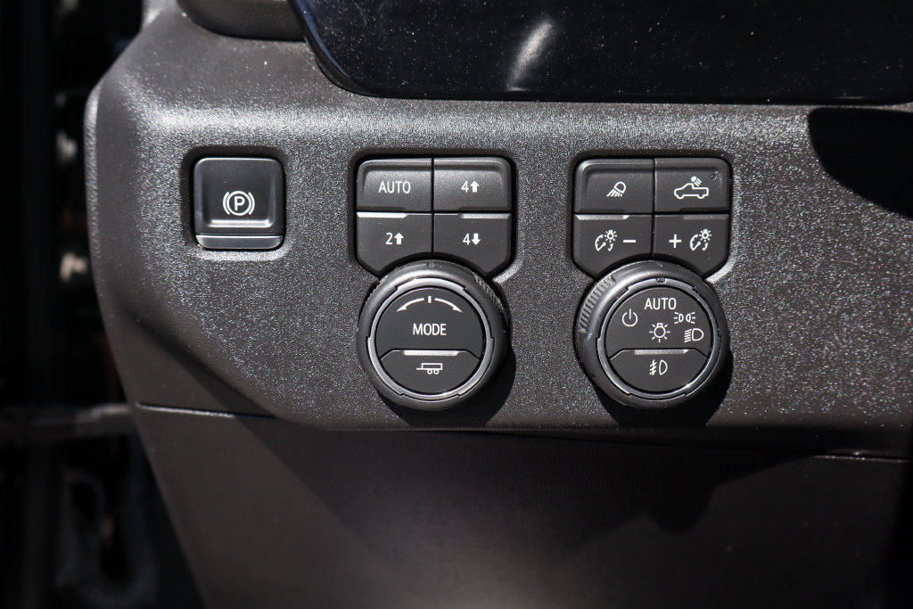 Used 2025 Chevrolet Silverado 2500 LTZ w/ Trail Boss Package AWD/4WD image 19