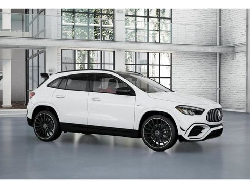 New 2026 Mercedes-Benz GLA 35 AMG 4MATIC image 13