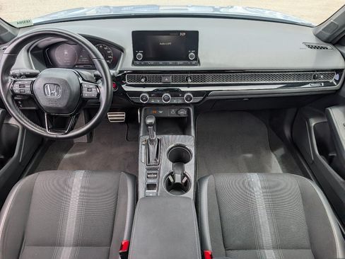 Used 2023 Honda Civic Sport image 4