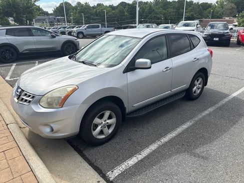 Used 2013 Nissan Rogue S w/ Special Edition Pkg AWD/4WD image 3