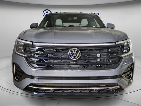 New 2026 Volkswagen Atlas Cross Sport SEL Premium R-Line image 2