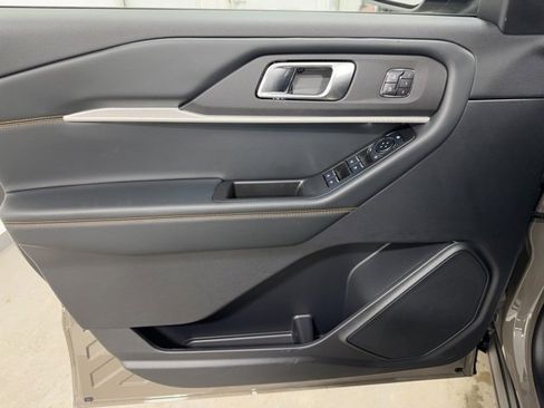 New 2026 Ford Explorer Tremor w/ Tremor Convenience Package image 10