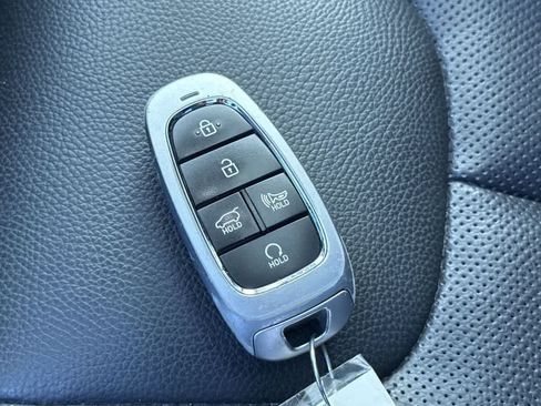 Used 2023 Hyundai Palisade Limited FWD image 28