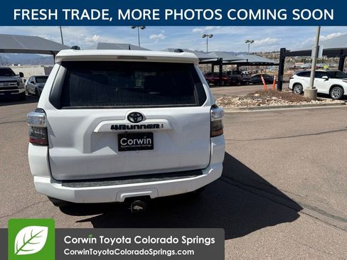 Used 2022 Toyota 4Runner SR5 Premium AWD/4WD image 7