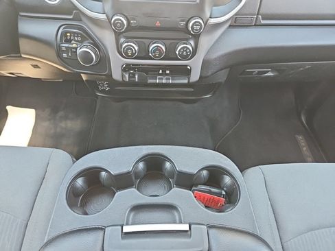 Used 2024 RAM 2500 Big Horn AWD/4WD image 29