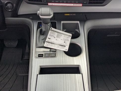 New 2026 Toyota Sienna XLE FWD image 19
