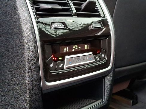 Certified 2023 BMW X5 xDrive40i w/ Premium Package image 11